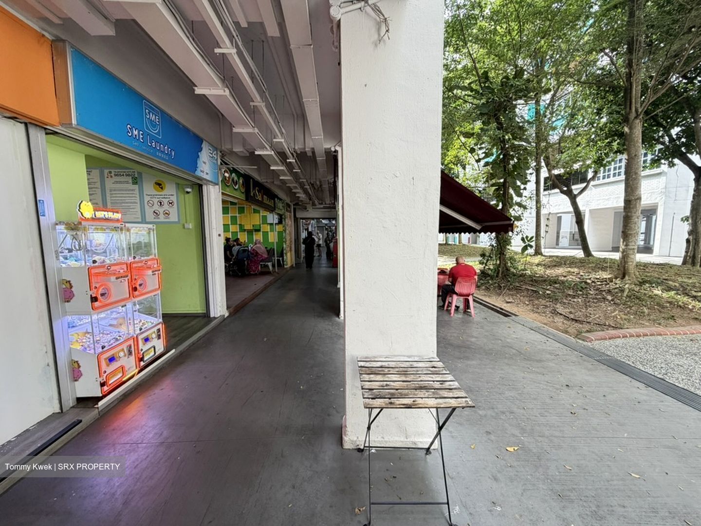 Jurong East Avenue 1 (D22), Shop House #589205881